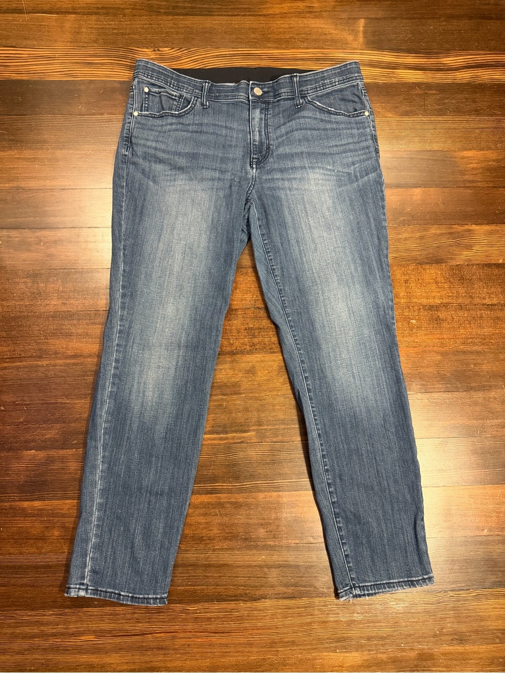 EVRI Size 16W Skinny Jeans Medium Wash Stretch Denim Plus Size